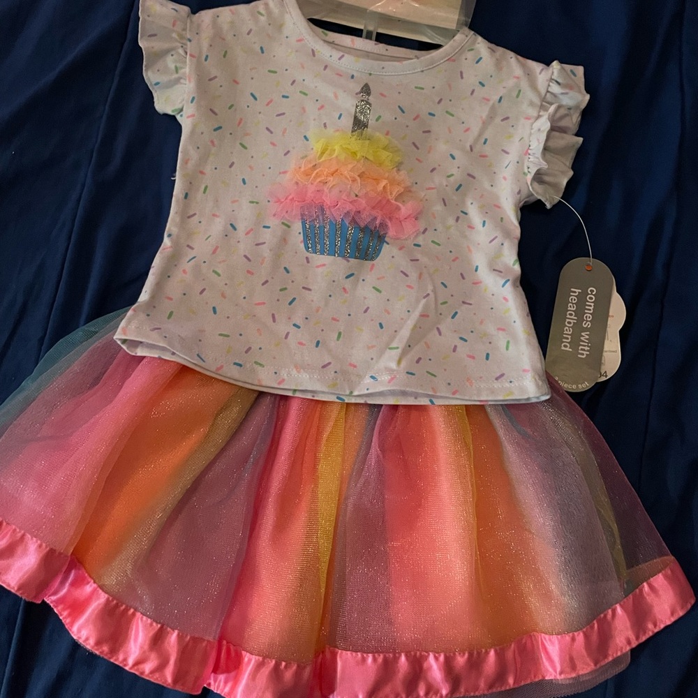 Toddler girl outfit w/ tutu skirt NWT